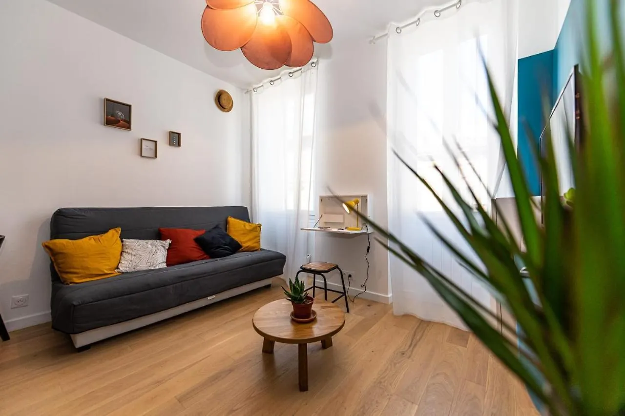 Apartment Noa : Joli Studio Cosy Avec Chambre Marseille